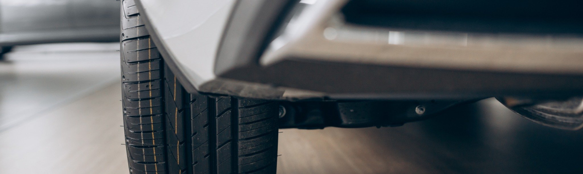 Loja de Pneus: Dicas Essenciais para Escolher Pneus de Qualidade e Cuidar do Seu Carro com Segurança